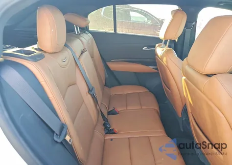 2019 Cadillac Xt4 Premium Luxury z USA, uszkodzony, nr VIN 1GYFZCR48KF206877